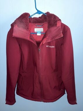 Columbia Women's Burgundy Sherpa-Lined Utility Jacket